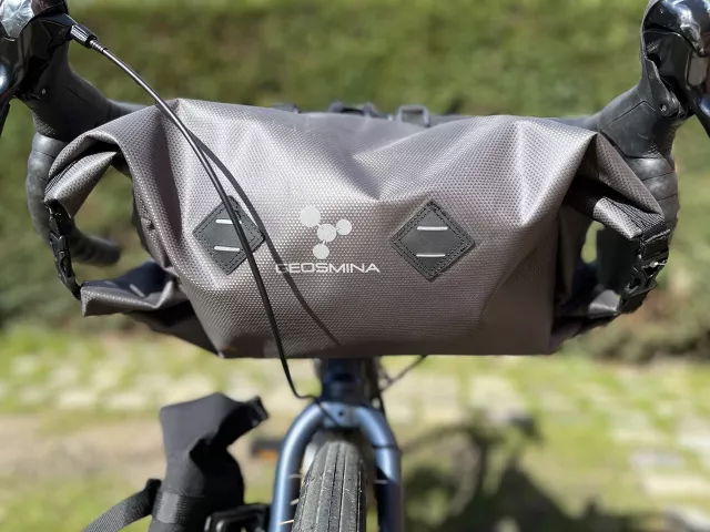 Geosmina Handlebar Bag 10L