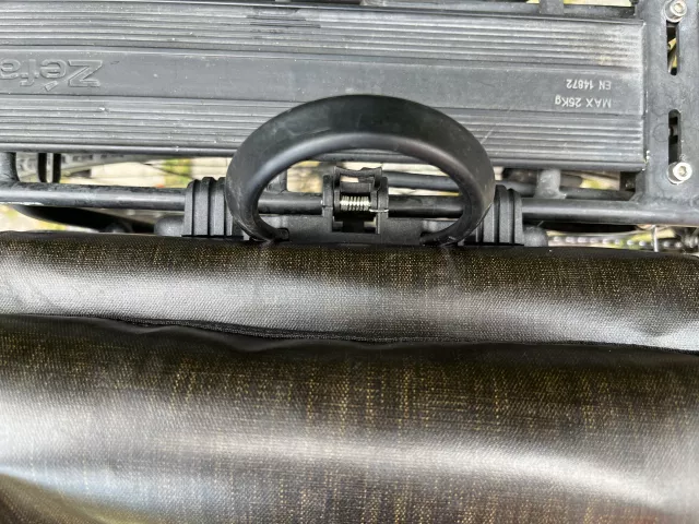 Sacoche VanMoof fixations